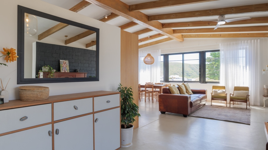 6 Bedroom Property for Sale in Agulhas Western Cape